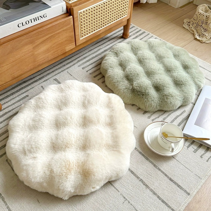 Faux Rabbit Fur Futon Cushion, - Acupressure Mat Set recensie en prijs